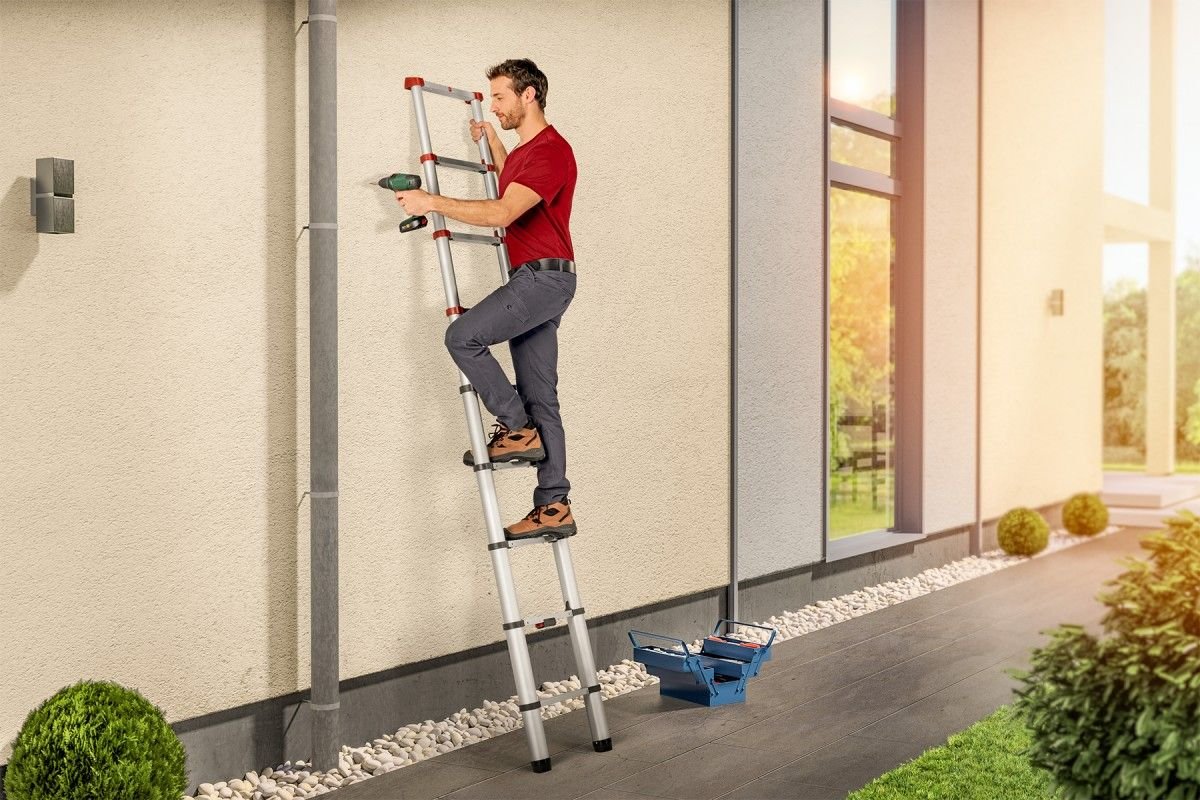 T80 FlexLine Sicherheits - Teleskopleiter - Topleiter